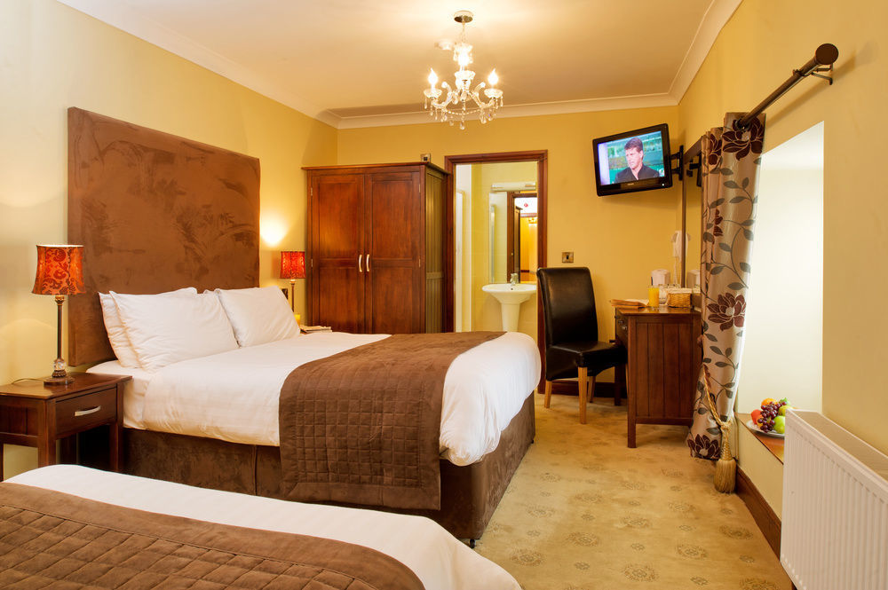 The Wild Atlantic Lodge Ballyvaughan Exterior foto